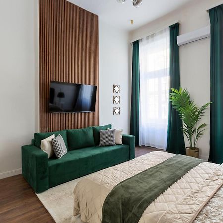 Luxurious Prestige Residence Next To The New York Cafe Budapest Esterno foto