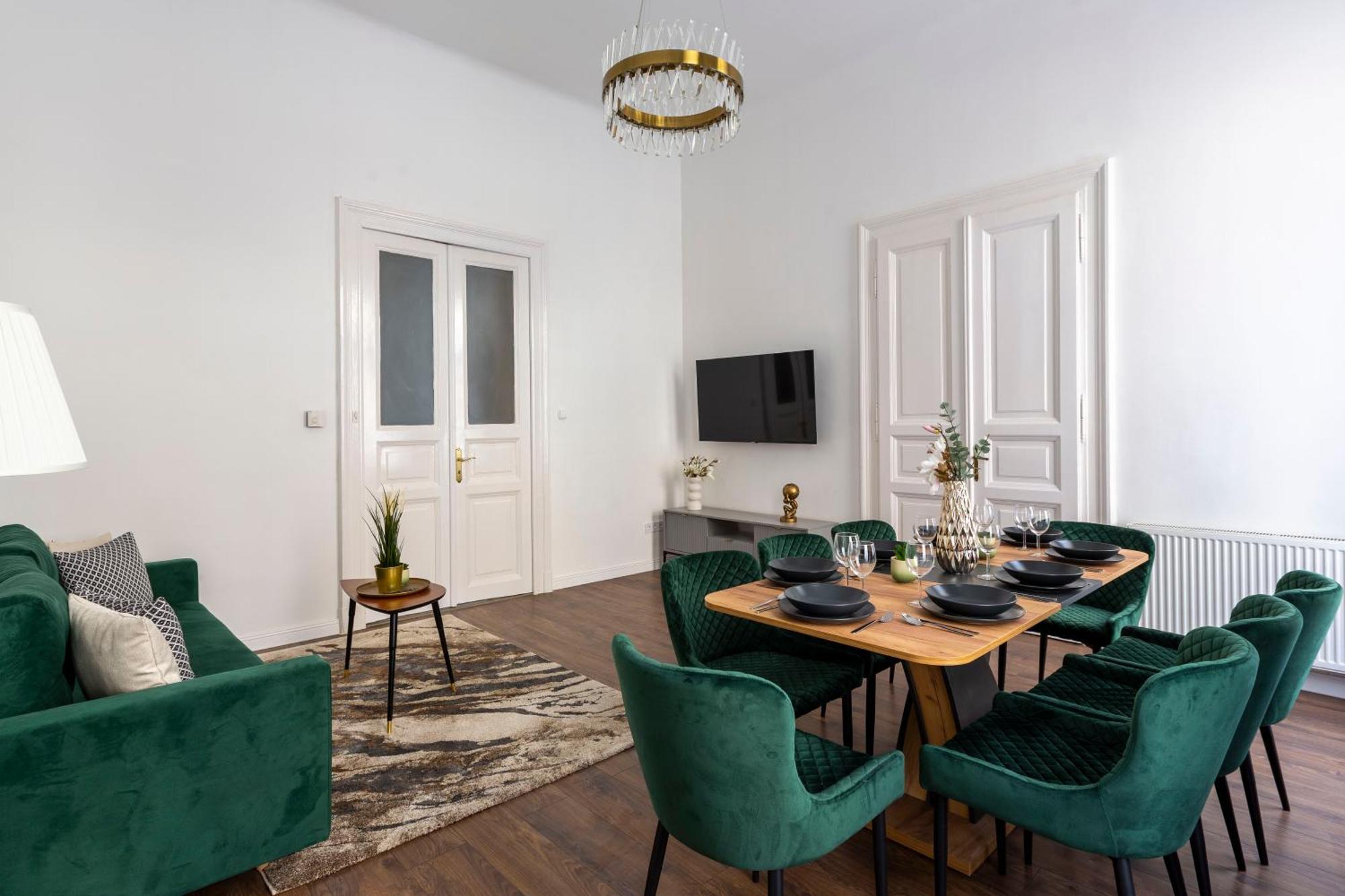 Luxurious Prestige Residence Next To The New York Cafe Budapest Esterno foto