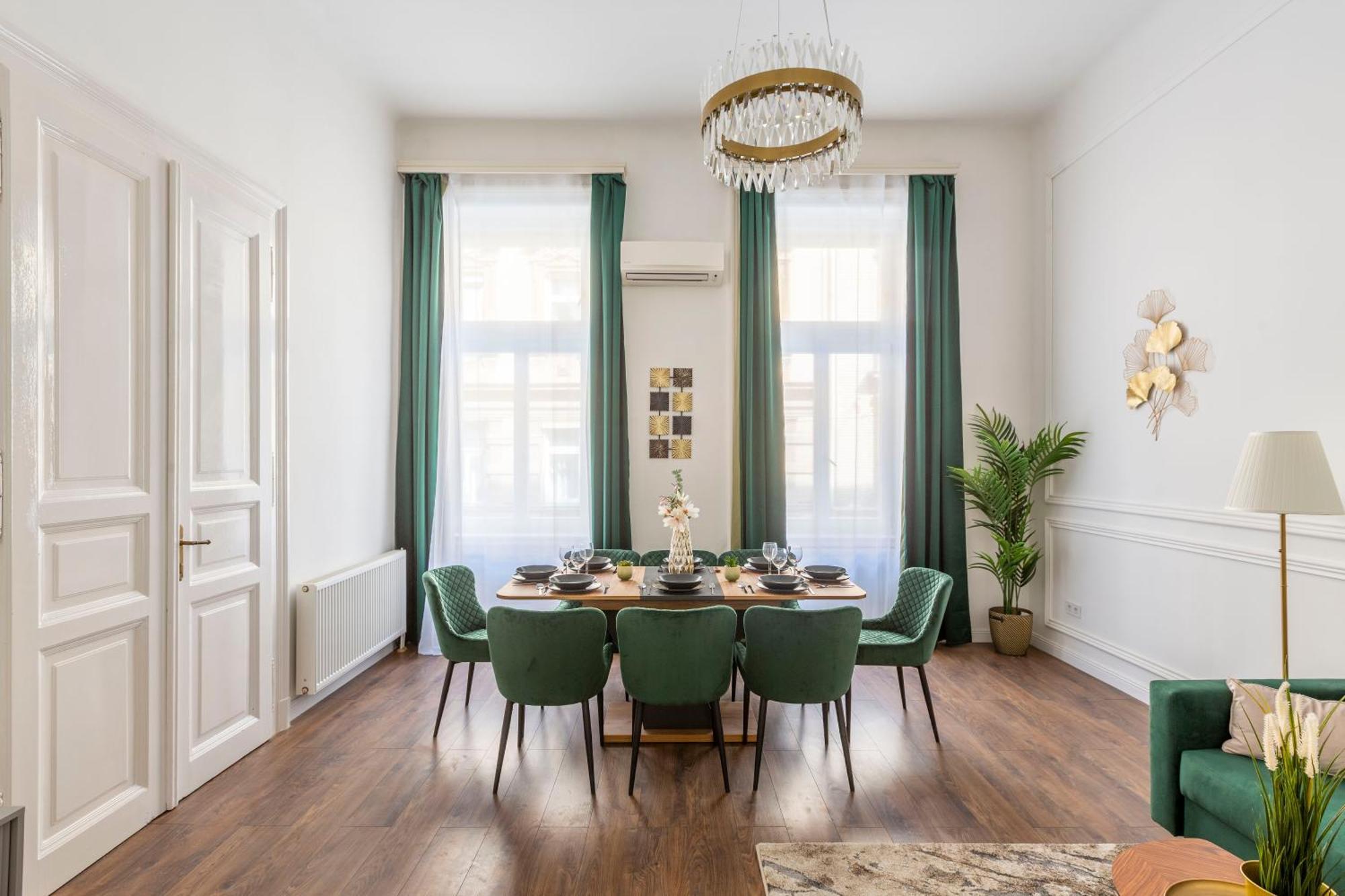 Luxurious Prestige Residence Next To The New York Cafe Budapest Esterno foto